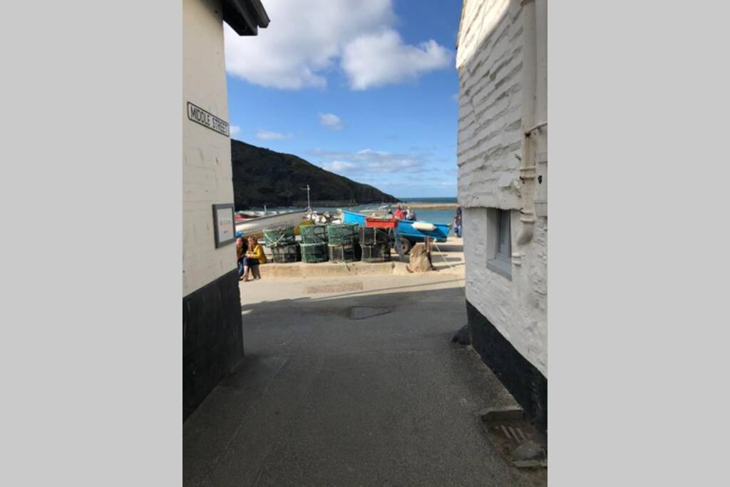 Apartament Molls Yard Newly Decorated Port Isaac Zewnętrze zdjęcie
