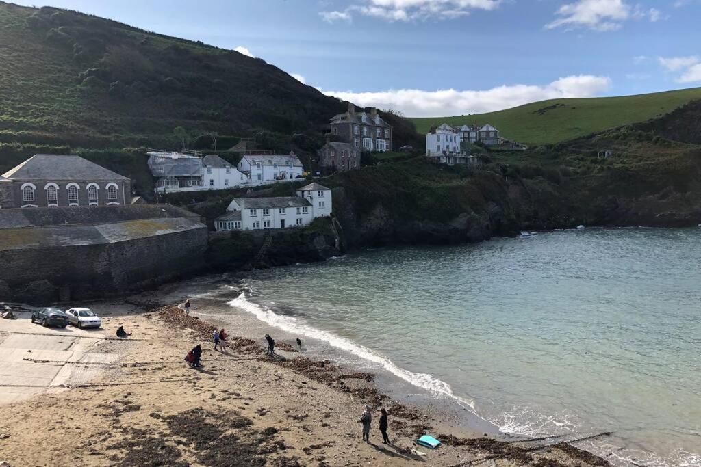 Apartament Molls Yard Newly Decorated Port Isaac Zewnętrze zdjęcie
